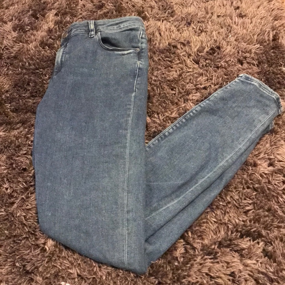 Slimming High Rise Denim Jeans 🤠